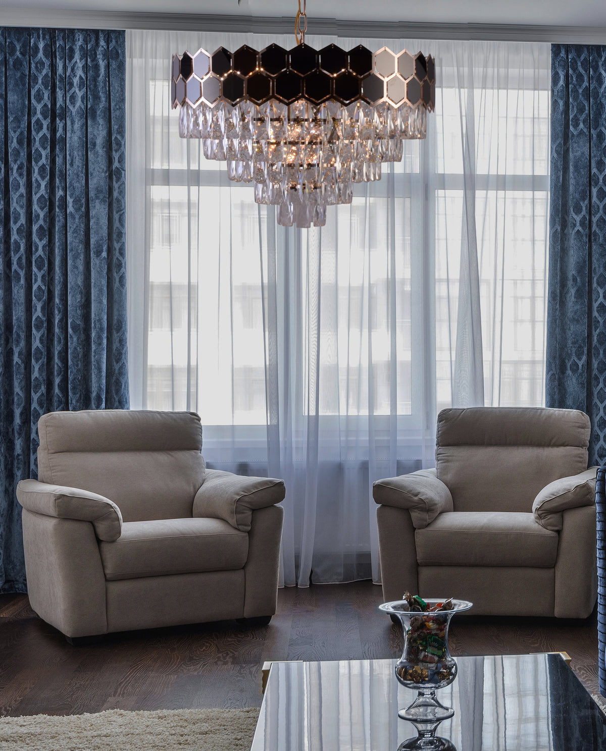 Majestic Manor Crystal Hexagon Chandelier – Exquisite Home Decor Lighting