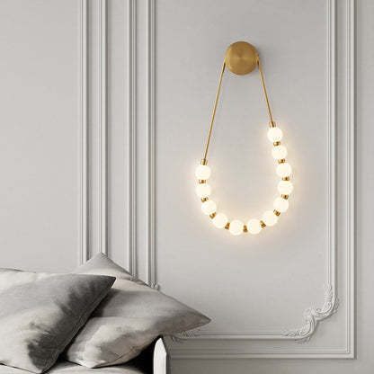 Chic Necklace Wall Sconce - Stylish Decorative Wall Lamp