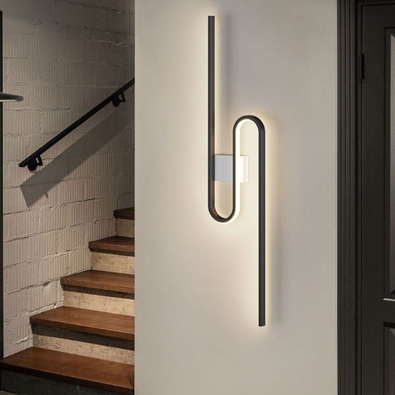 Modern U-Turn Wall Light - Stylish Indoor Lighting Fixture for Home Decor