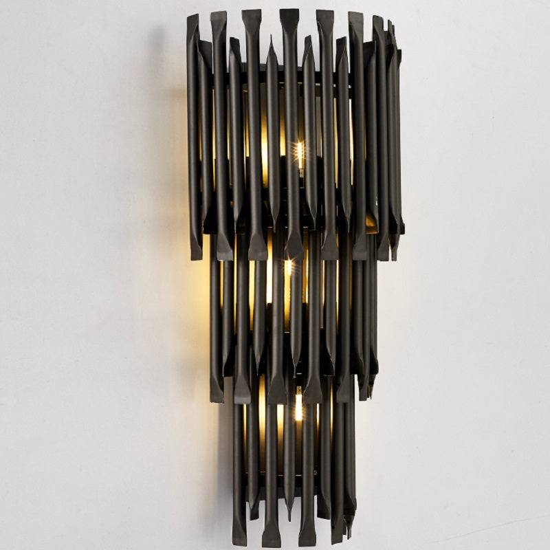 Black Grandiose Wall Sconce - Modern Luminary for Elegant Home Ambiance